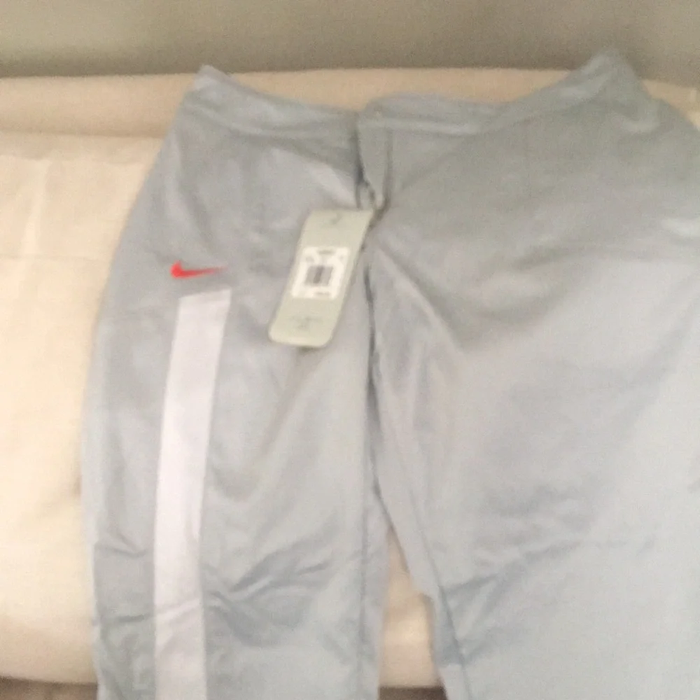 Nike women’s Olympic training pants.‎ Rare. 250 ret